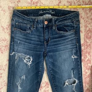 American Eagle Ripped Skinny Jean